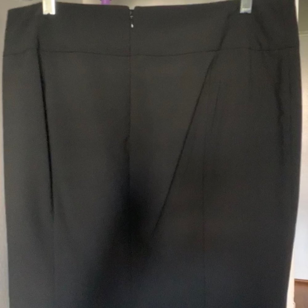 Black Pencil Skirt with Leopard Print Lining